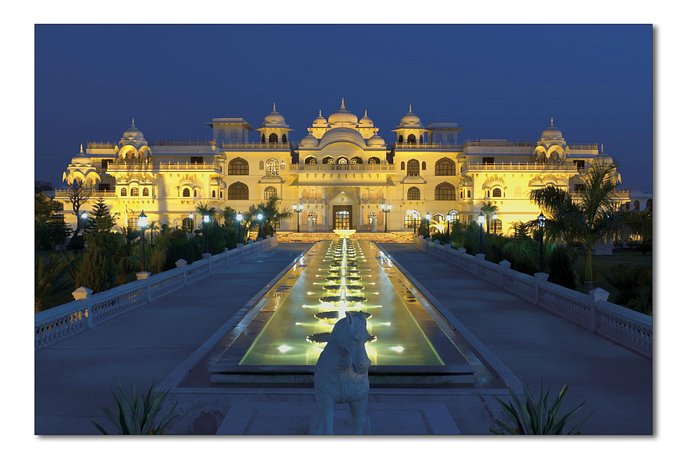 luxurious hotels in Jaipur